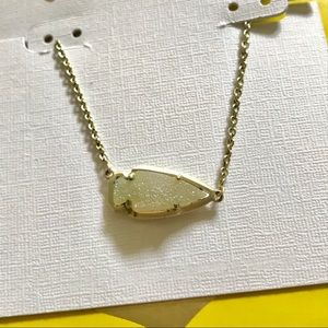 Gold Kendra Scott Kasey Arrowhead Pendant Necklace